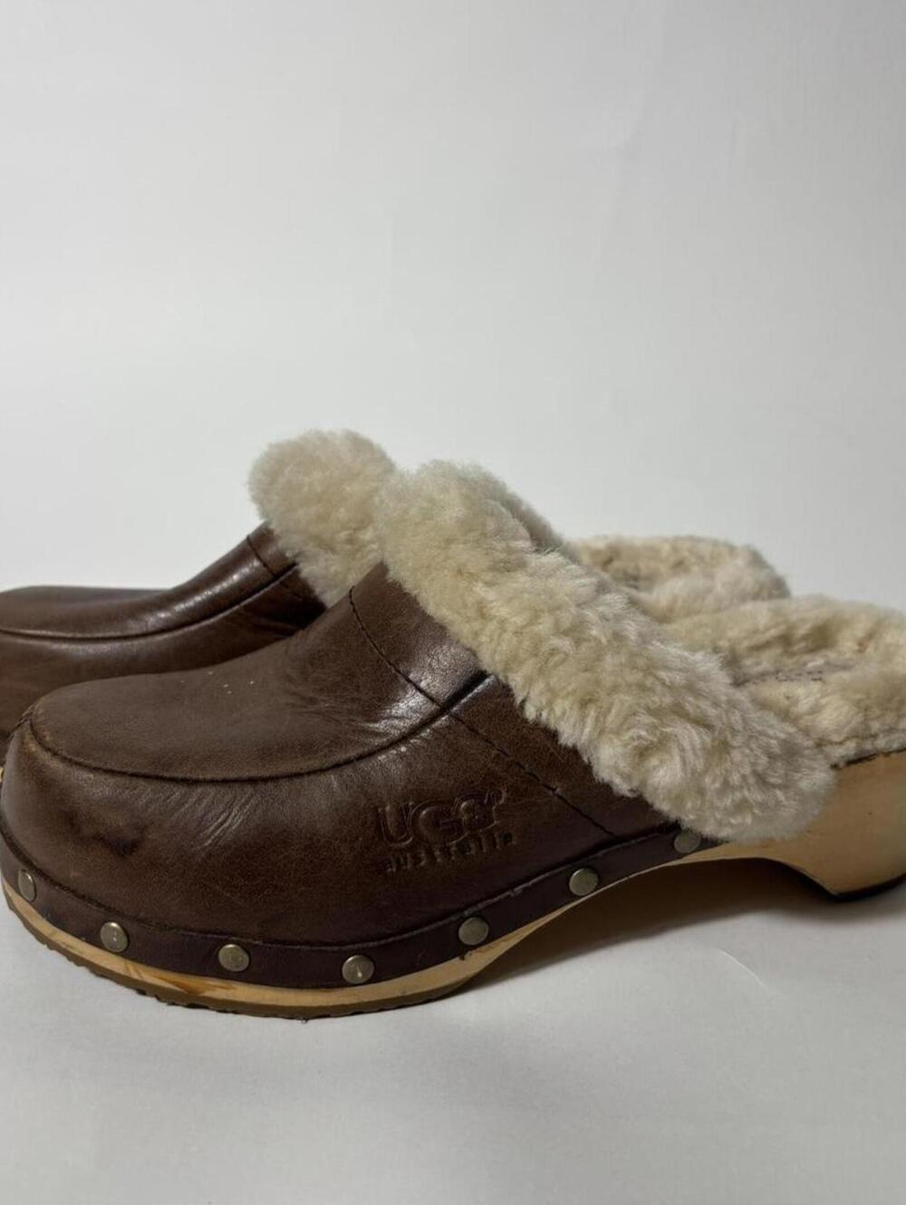 Ugg Australia brown leather clogs with sheepskin lining